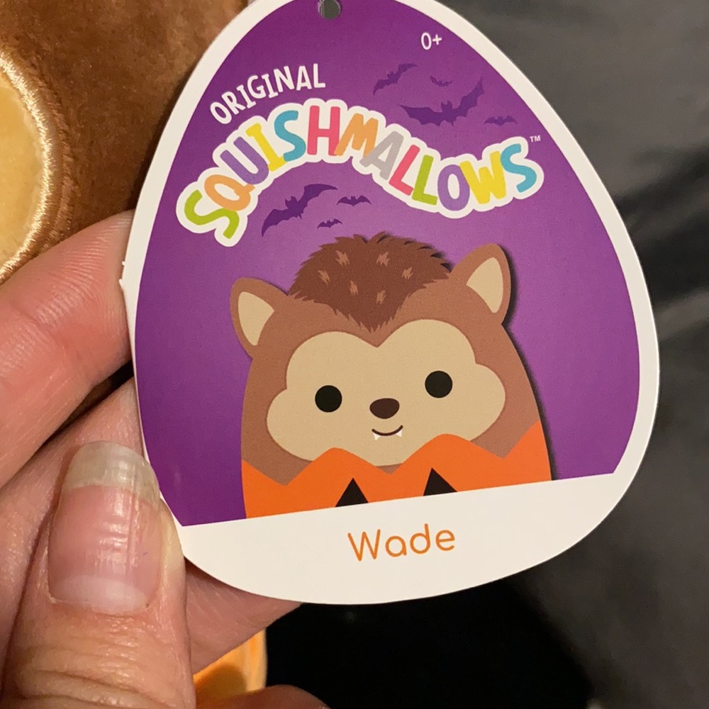 Squishmallow Wade 8 inch - Picture 2 of 6